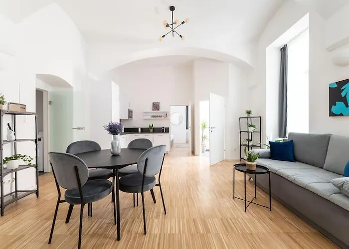 Apartmán Spacious 2br Near Attractions By Hm *